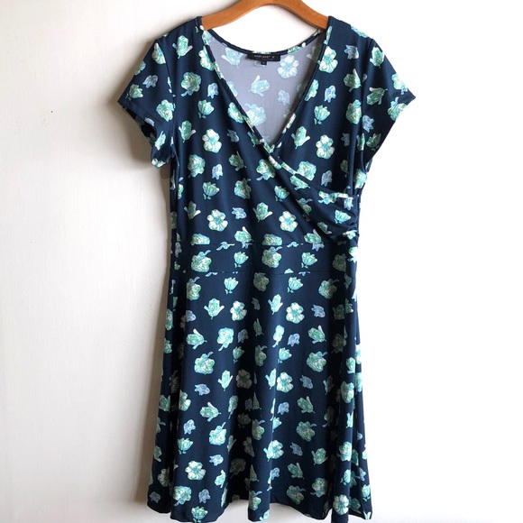Margaret M Dresses & Skirts - Stitch Fix Margaret M Lorali floral dress